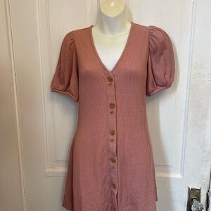 Sweet Wanderer Pink Button-Down Dress puff sleeve